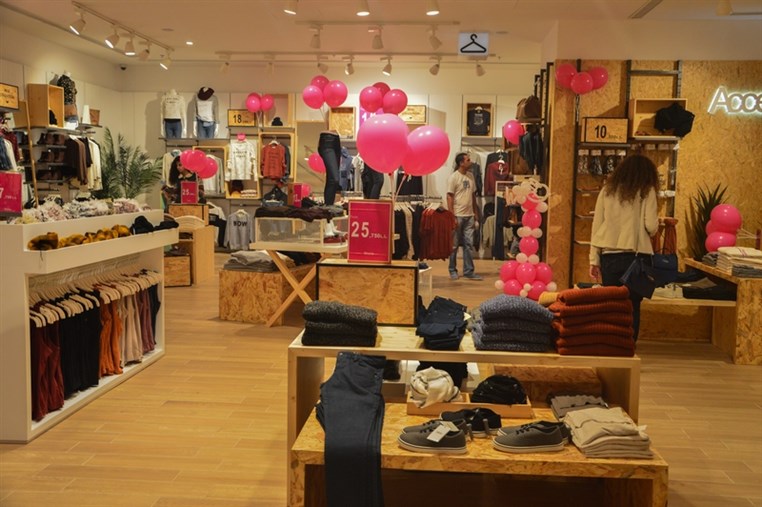 Shana Shop Opening